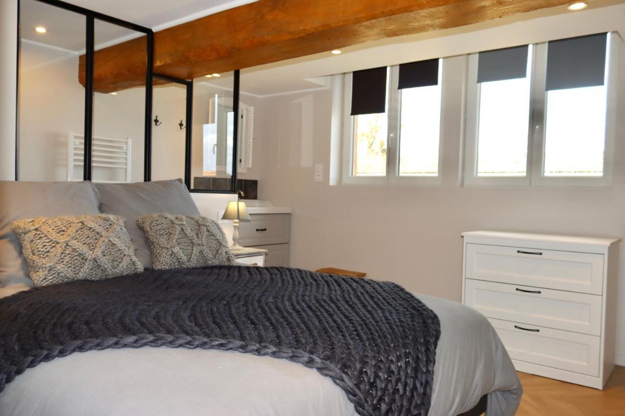 Les Maisons De Charlotte Glanville Bagian luar foto