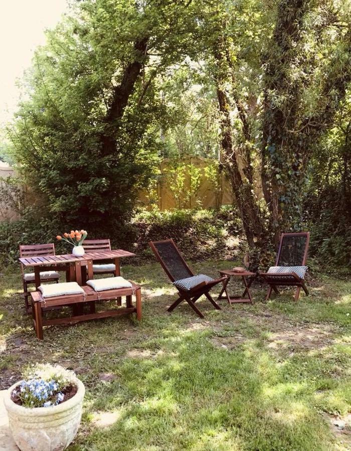 Les Maisons De Charlotte Glanville Bagian luar foto