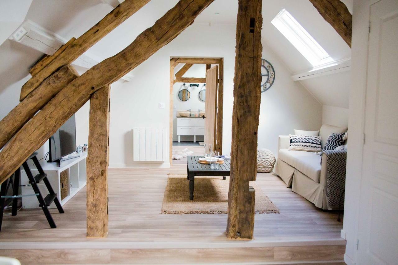 Les Maisons De Charlotte Glanville Bagian luar foto